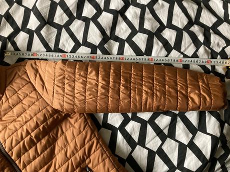 Dámska bunda vel.42 s poštou, esmara,42