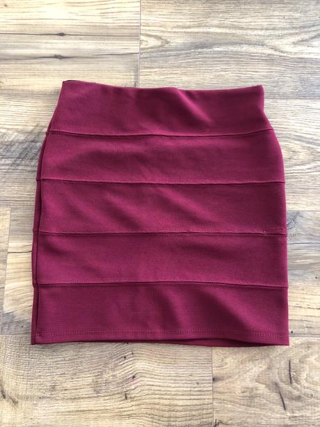 Sukna tally weijl v 34, tally weijl,34