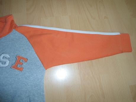 Oranzovo-siva mikina, 140