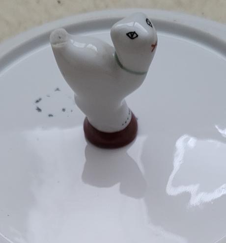 Porcelánová mini mačka, 