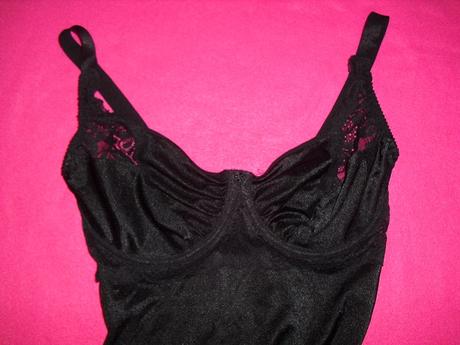 Sexy body leskle krajkove lormar, s