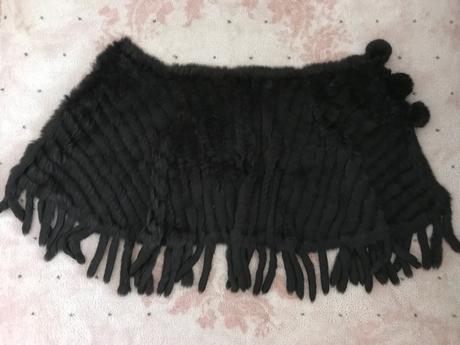 Pelerina zo zajaca stala 480 eur, m