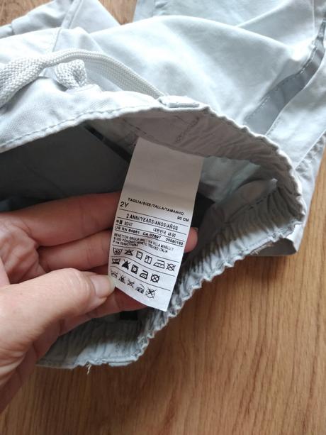Tenké nohavice, benetton,86