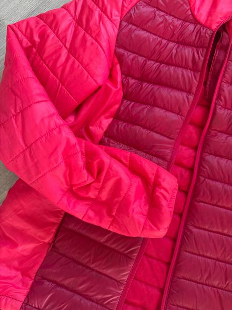 Decathlon turistická budna, decathlon,s