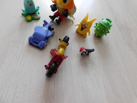 Kinder hračky, 