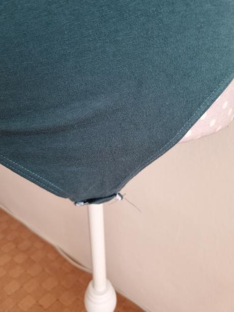 Fľaškovozelené body s čipkou m, m