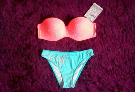 Znackove neonove plavky, 40