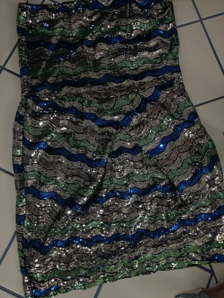 Spoločenské flitrove saty, s