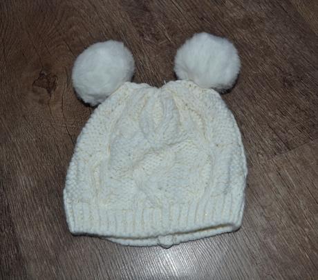 Čiapočka s brmbolcami, george,80