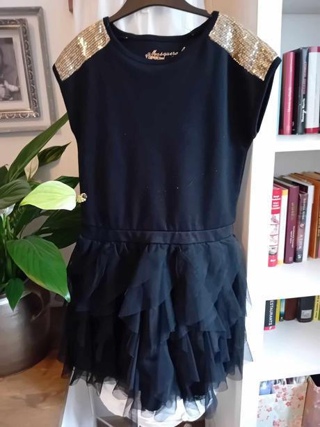 Pekne slávnostné saty cislo 140, reserved,140