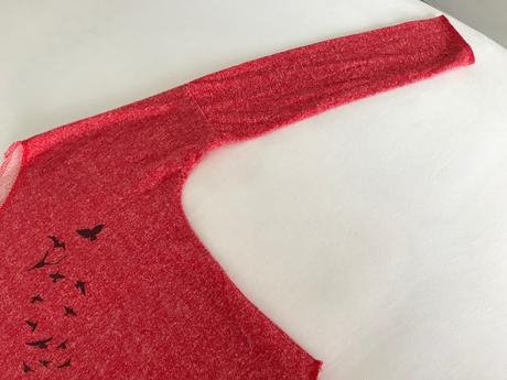 Tenší pulovrik / tricko, s