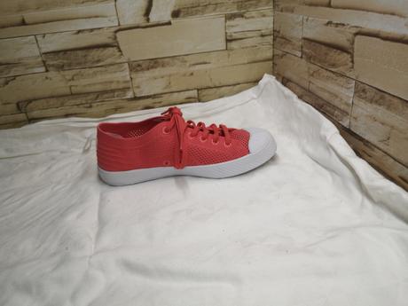 Palladium  36 - dámske dierkované tenisky, 36