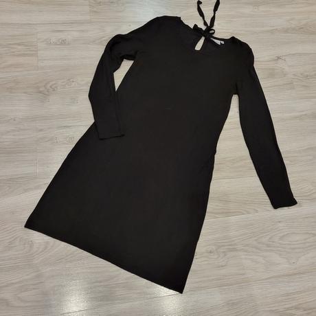 M pletene saty s viazaním na krku, m