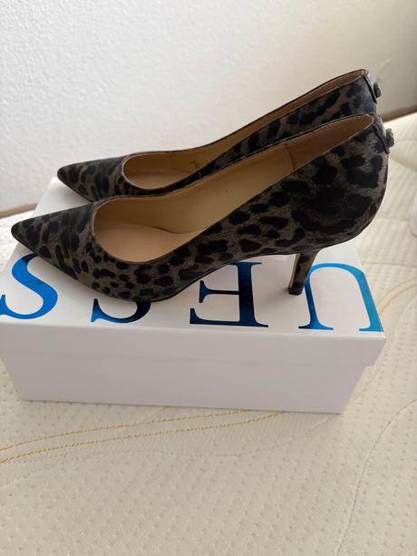 Guess lodičky, guess,39