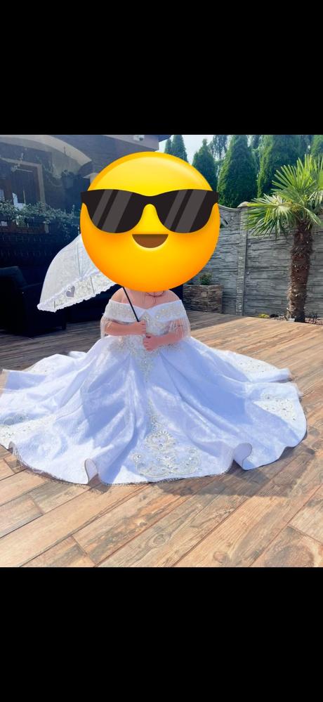 Šaty na prvé sväté prijímanie, 170