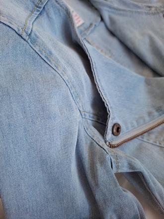 Štýlová rifľovka, veľ. 140, reserved,140