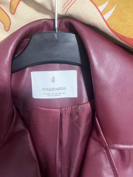 Kozenkovy trenckot farba visnova, stradivarius,s / xs