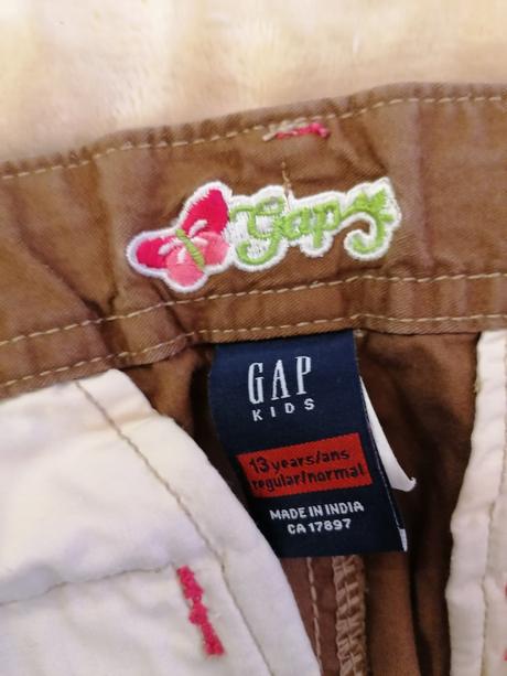 Šortky, dlhšie nad kolena, 13 rokov, gap,152