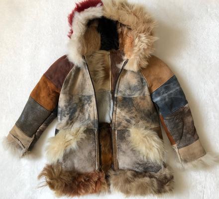Dievčenský kožuch z pravej kožušiny, 104