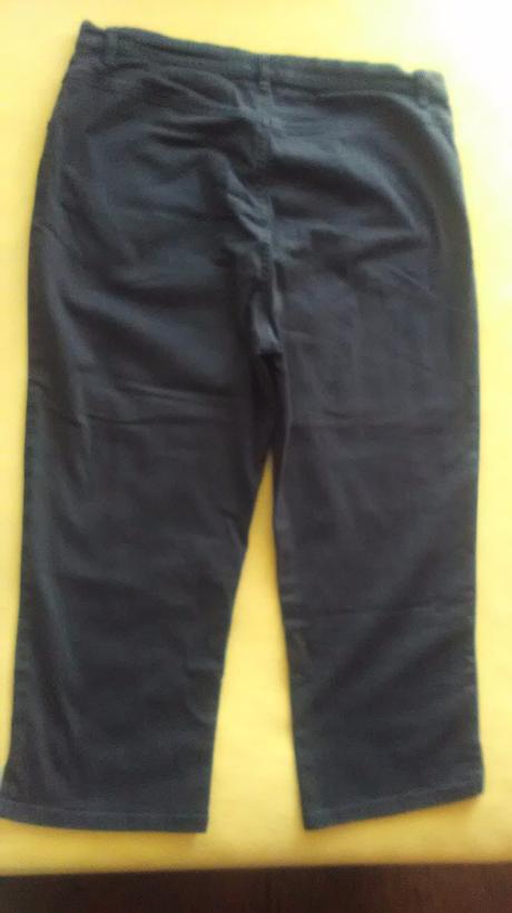 Tmavomodre nohavice veľkosť 42, 42