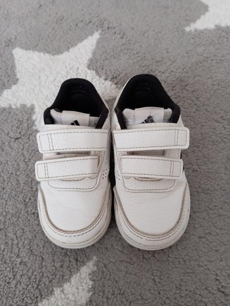 Tenisky, sandále,gumáky, adidas,19