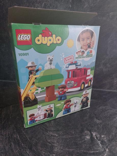 Lego duplo 10901 - hasičské auto, 