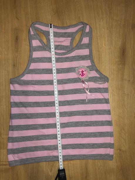 Letné tričká, 122