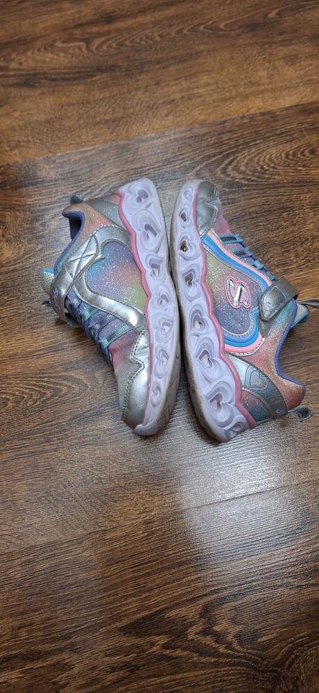 Botasky, skechers,34