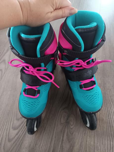 Kolieskové korčule, rollerblade,28