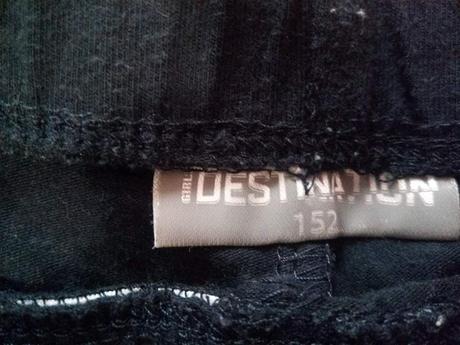 Predám tepláky, 152