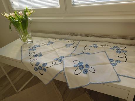 Set obrusov v modro bielom prevedení-kvietky,, 