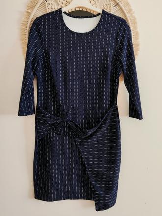 Tmavomodré šaty, m