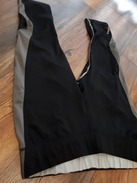 Športove elasticke 3/4 legíny craft vel 40/42, l