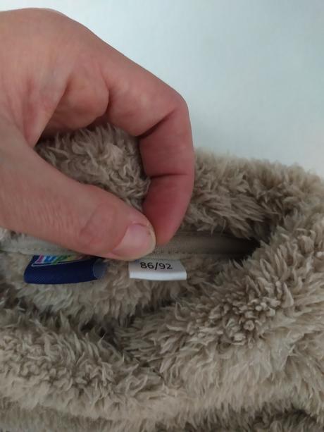 Sveter lišiak, lupilu,86