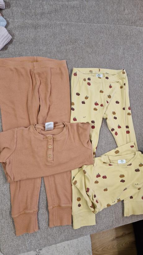 2 ks pyžamá lindex 110, lindex,110