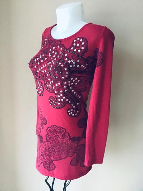 Pulóver s kamienkami, s