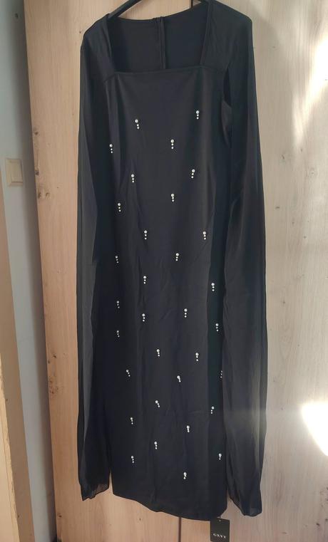 Krasne spolocenske saty s perlickami xl, xl