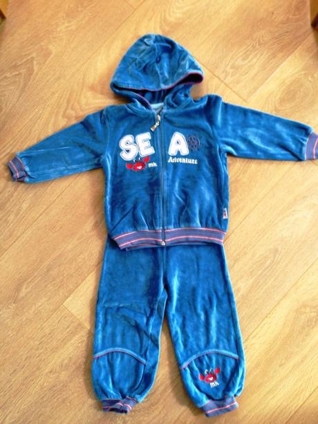 Tepláková súprava, 98