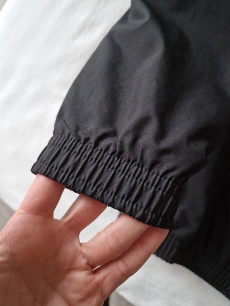 25ša_puma s kapucnou, puma,140