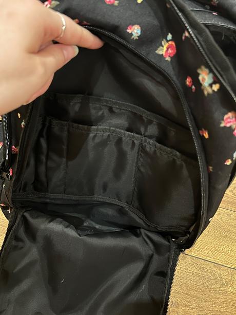 Roxy ruksak, taška s kvetinkami,