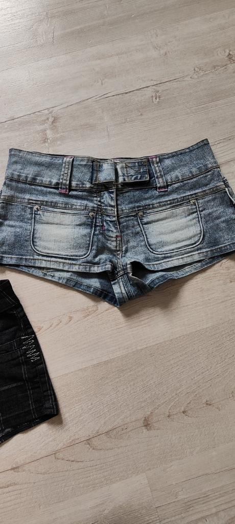 3x kraťasy, s