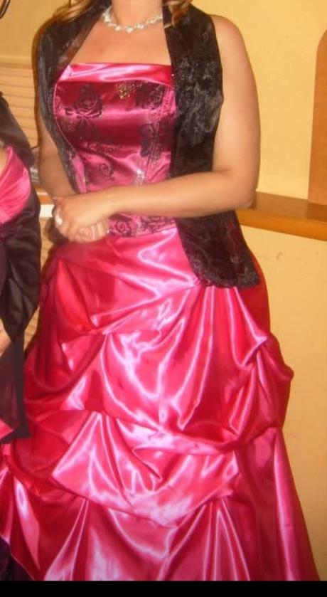 Dámske spoločenské šaty, 44