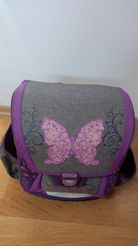 Školská taška., 