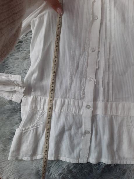 Krásna športovo- elegantná blúzka, 140