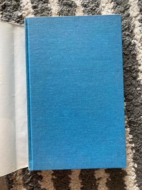 Elizabeth radí (1991),