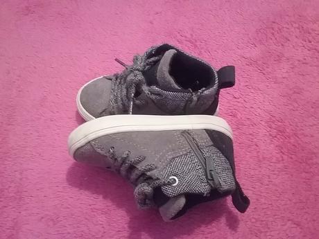 Kotnikove tenisky, zara,19