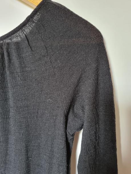 Cierne saty zn. gatta, l