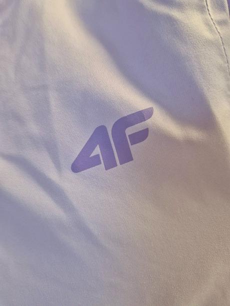 Lyziarsky komplet 4f, 158