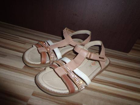 Sandálky lasocki vel. 32, lasocki,32