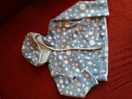 1x obleceny gulkovany kabatik peknucky, 86